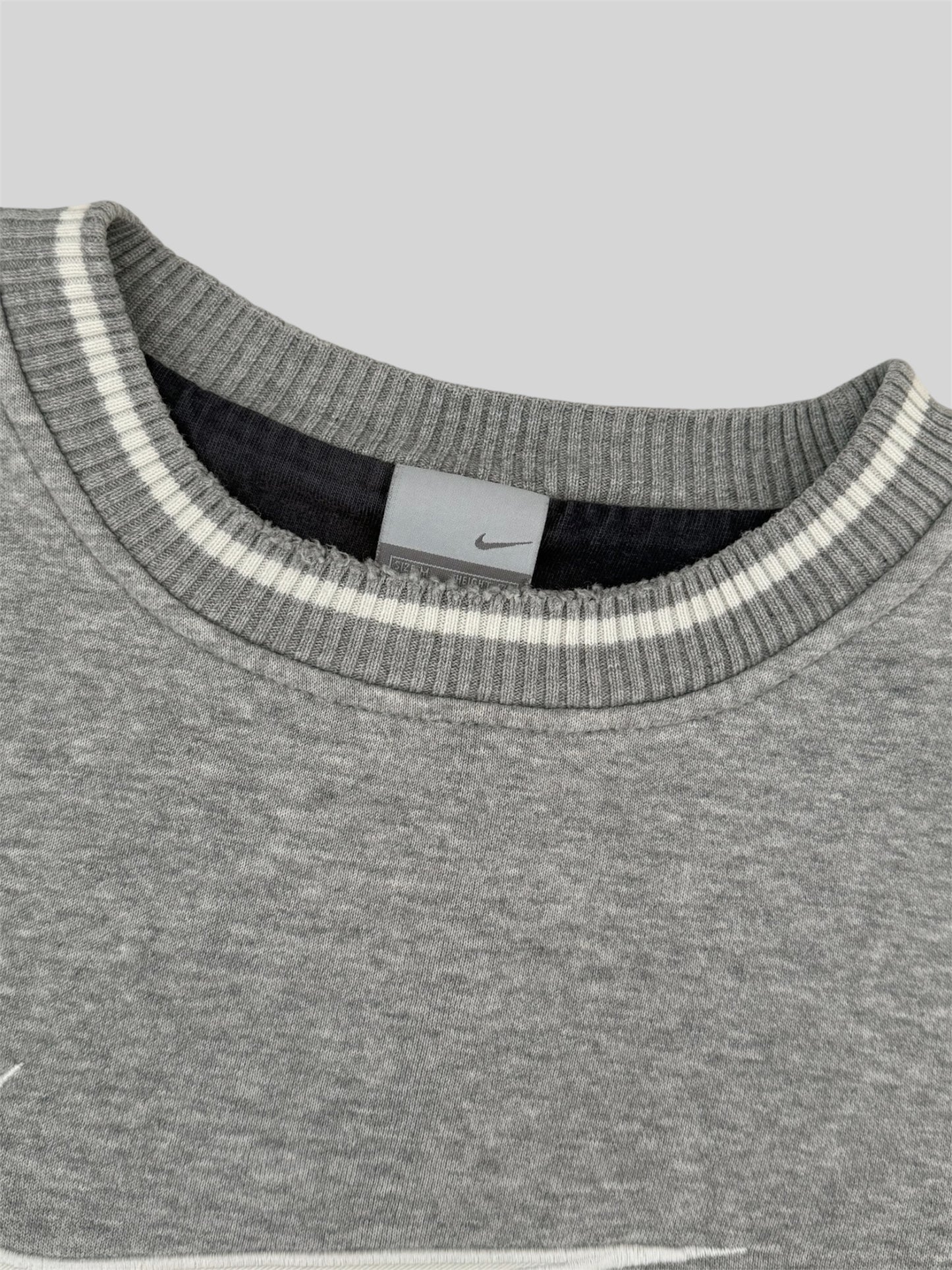 Vintage Nike 2000s Embroidered Emblem Pullover Sweatshirt Light Grey Medium