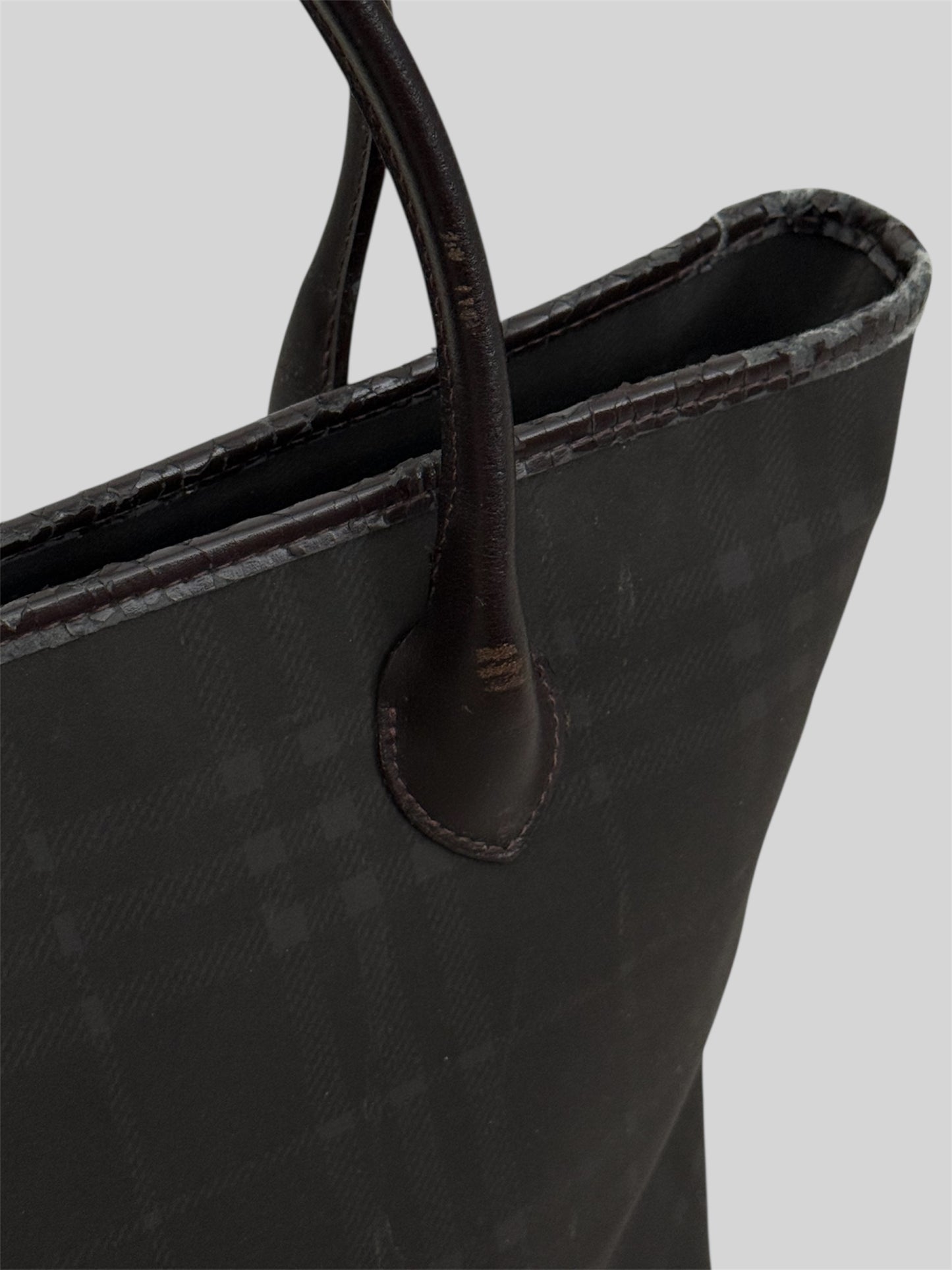 Vintage Burberry 2000s Nova Check Women’s Medium Shoulder Travel Handbag Brown