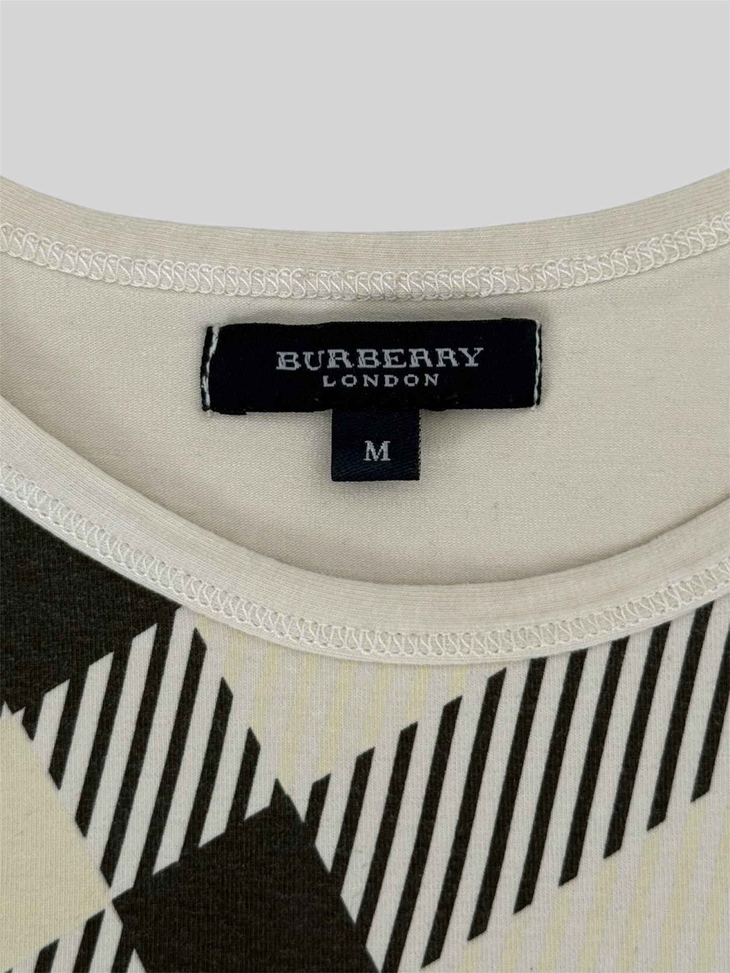 Vintage Burberry 2000s Nova Check Pattern T Shirt Beige Women’s Medium