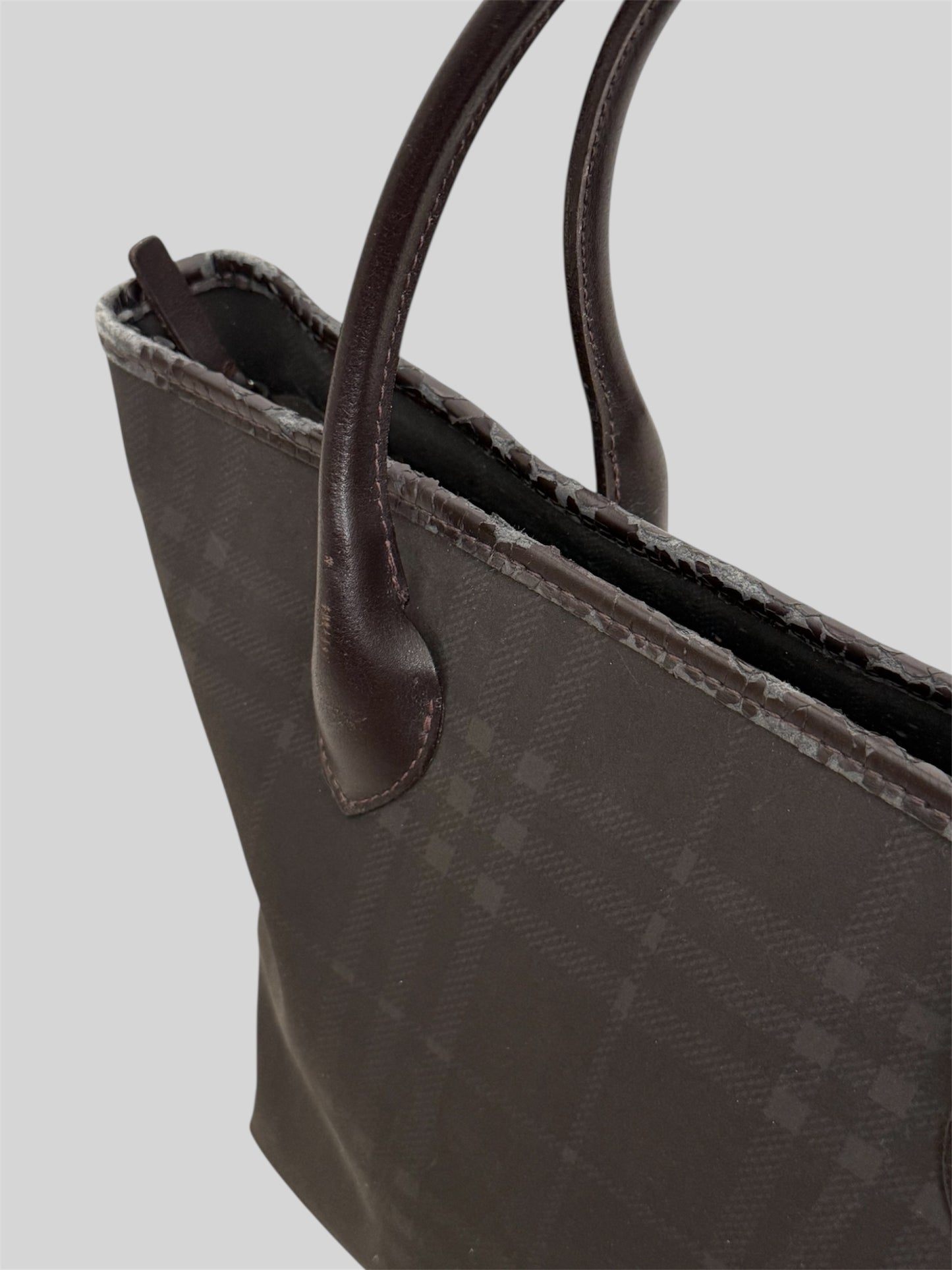 Vintage Burberry 2000s Nova Check Women’s Medium Shoulder Travel Handbag Brown