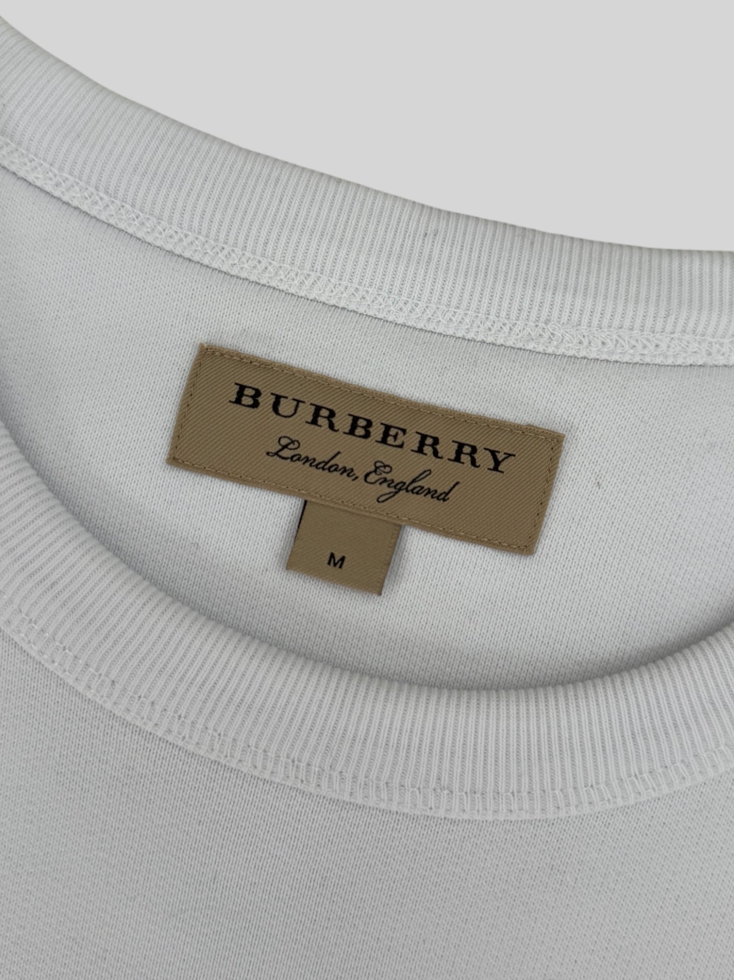 Authentic Modern Burberry Embroidered Spellout Pullover Sweatshirt White Medium