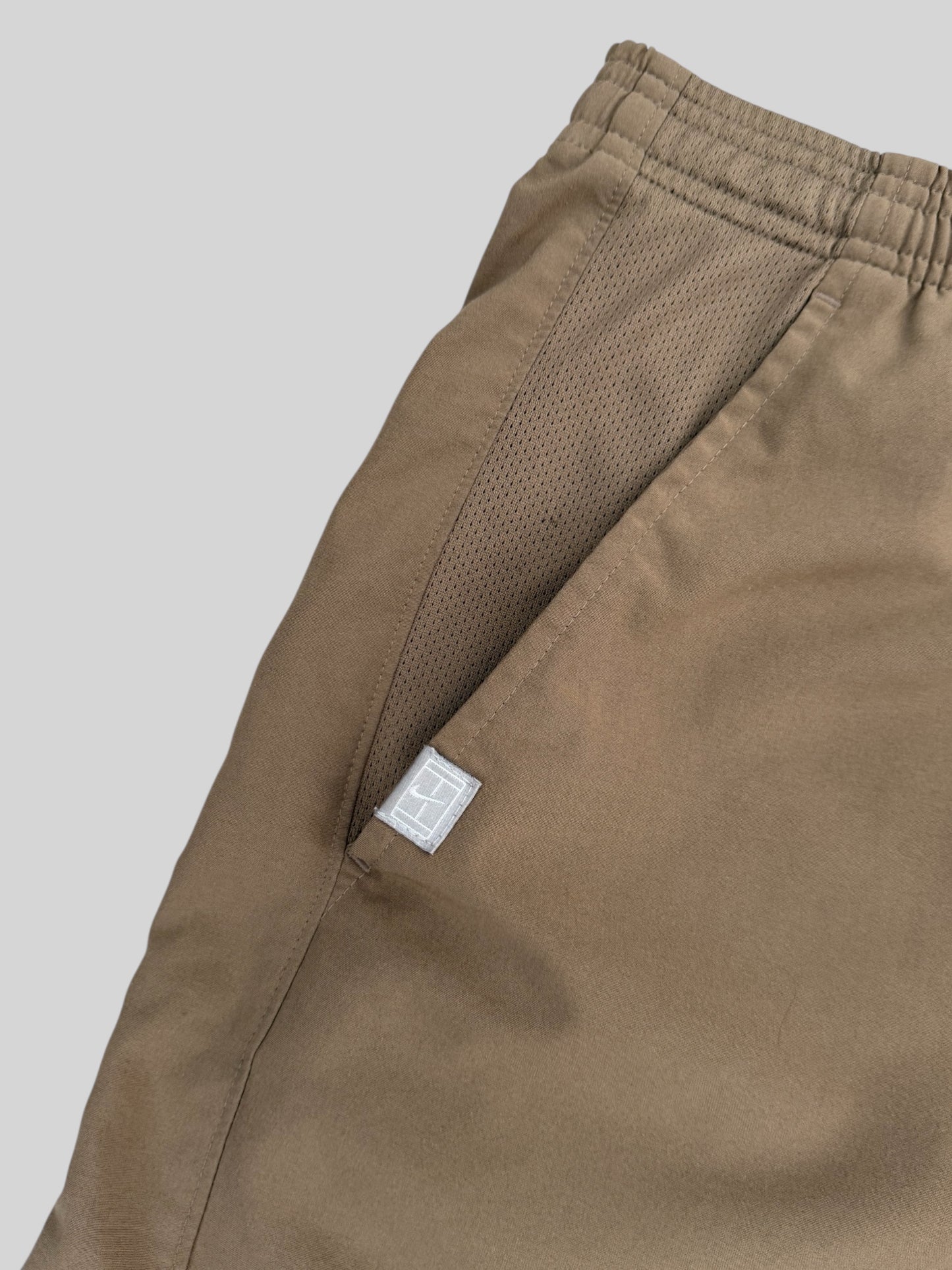 Vintage Nike 2000s Dri-Fit Baggy Sportswear Beach Shorts Brown Large (W32/W34)