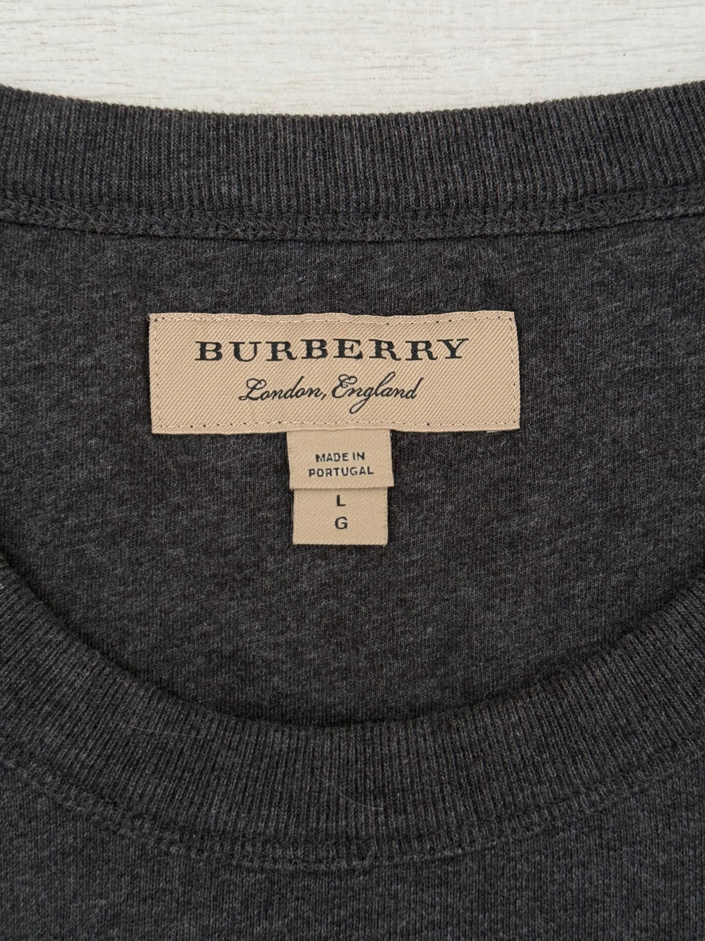 Authentic Burberry Embroidered Camo Horse Pullover Sweatshirt Dark Grey Large