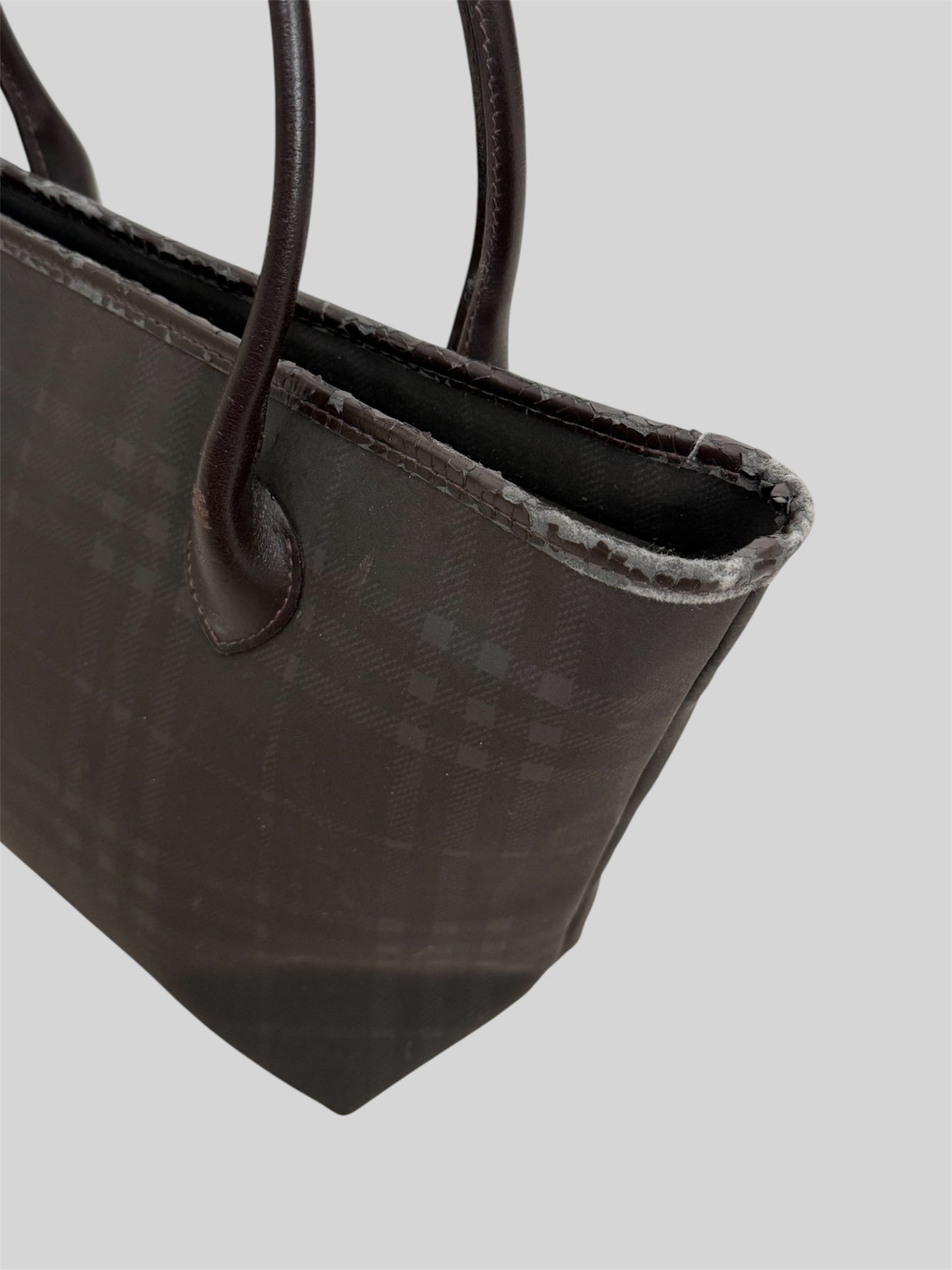 Vintage Burberry 2000s Nova Check Women’s Medium Shoulder Travel Handbag Brown