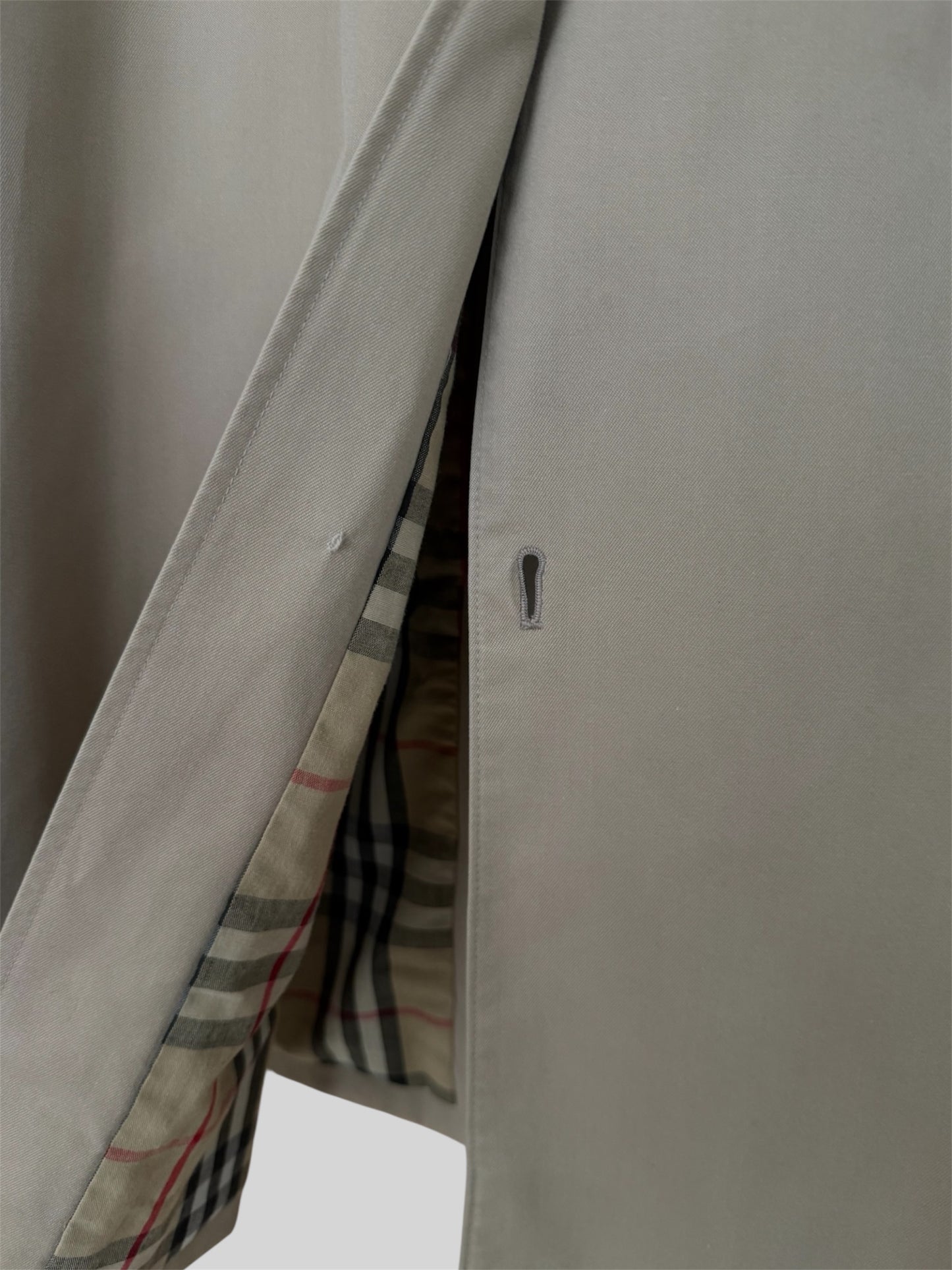 Vintage Burberry Men’s Regular Fit Mid Length Mac Trench Coat Beige Size Large